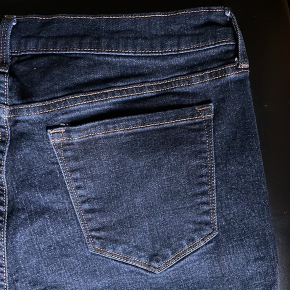 OLD NAVY Dark Blue Jeans - Picture 2 of 9